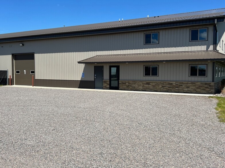 20021 Edison Cir, Clearwater, MN for lease - Building Photo - Image 3 of 17