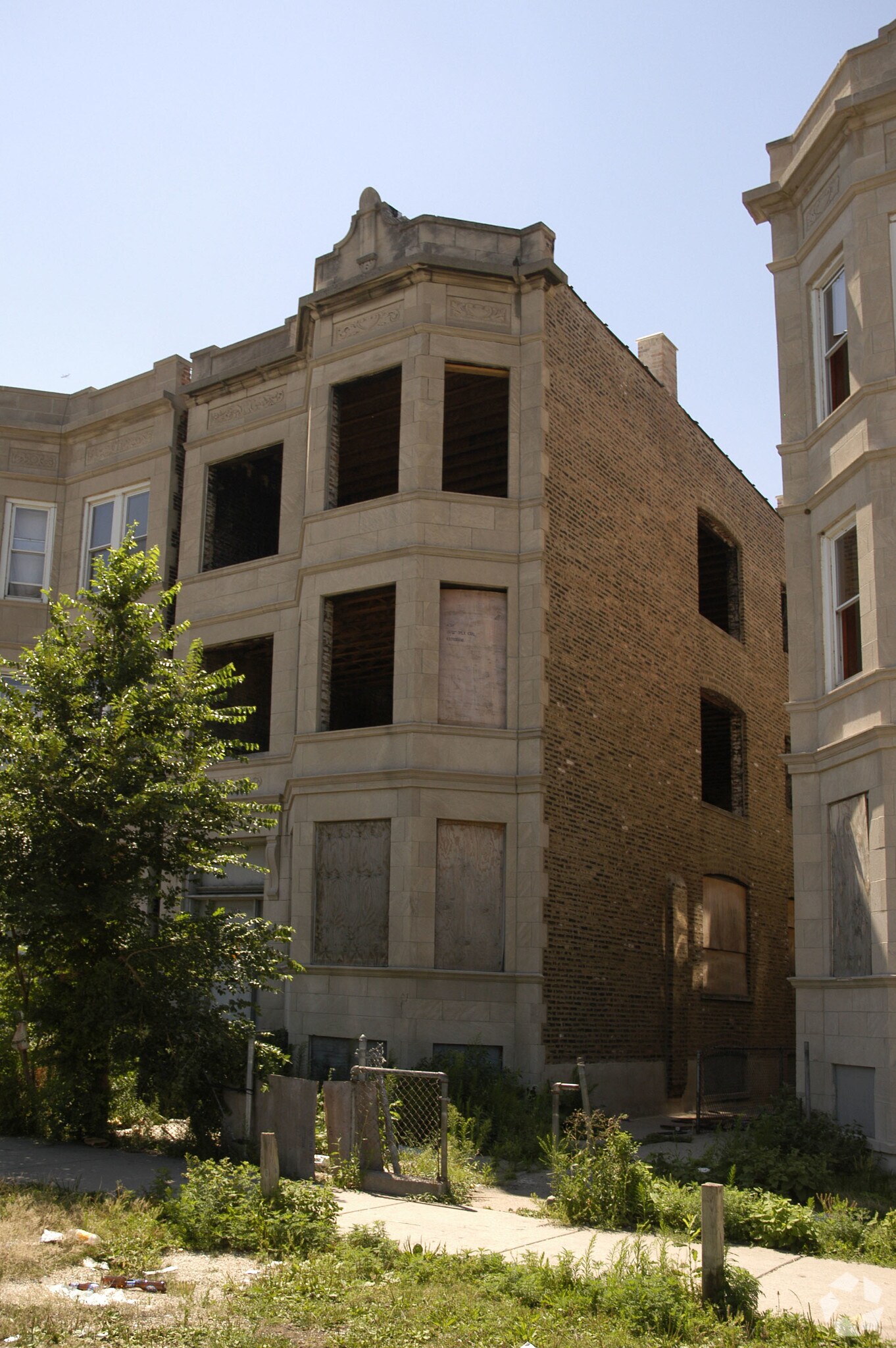 1106 S Francisco Ave, Chicago, IL for sale Primary Photo- Image 1 of 3