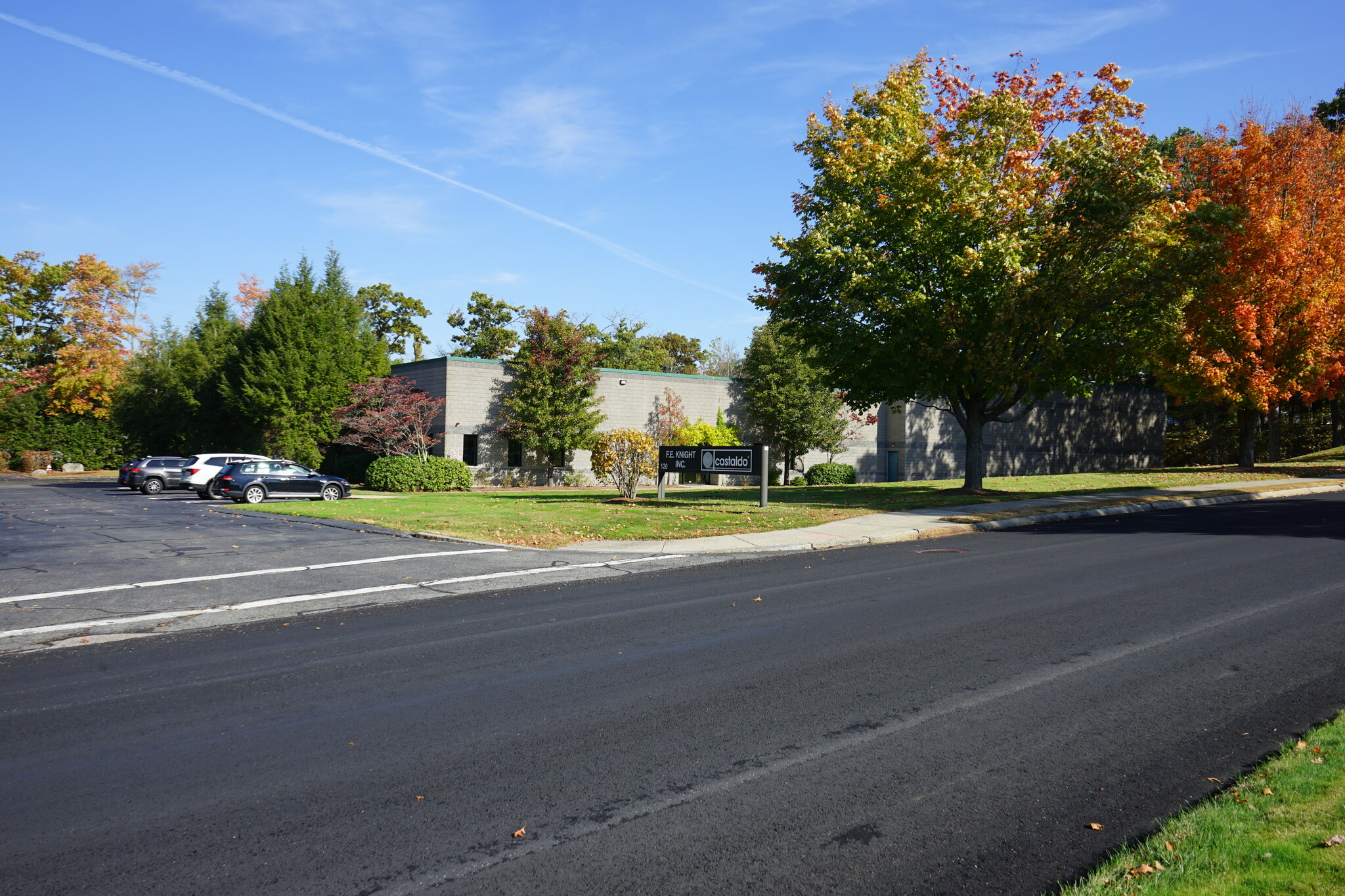 120 Constitution Blvd, Franklin, MA for lease Building Photo- Image 1 of 9