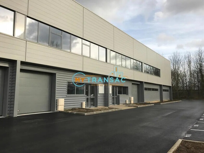 Flex in Bussy-Saint-Martin for lease - Building Photo - Image 2 of 4