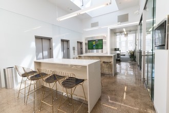 15-17 W 38th St, New York, NY for lease Interior Photo- Image 1 of 2