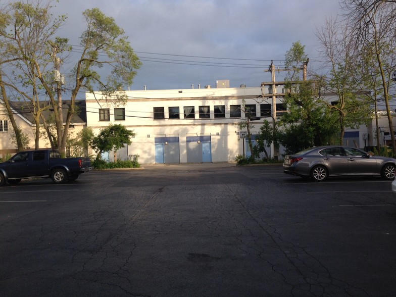 490-492 Central Ave, Highland Park, IL for lease - Building Photo - Image 3 of 3