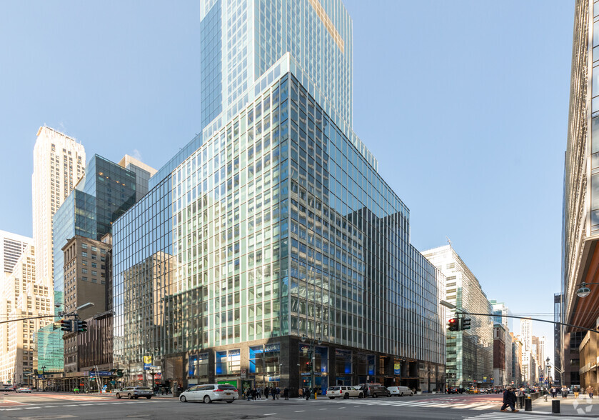 330 Madison Ave, New York, NY for sale - Primary Photo - Image 1 of 1