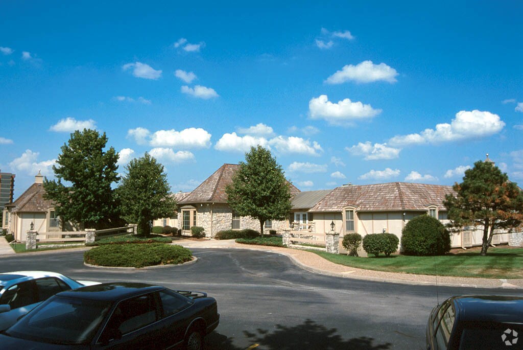 4707 College Blvd, Leawood, KS for lease Building Photo- Image 1 of 3