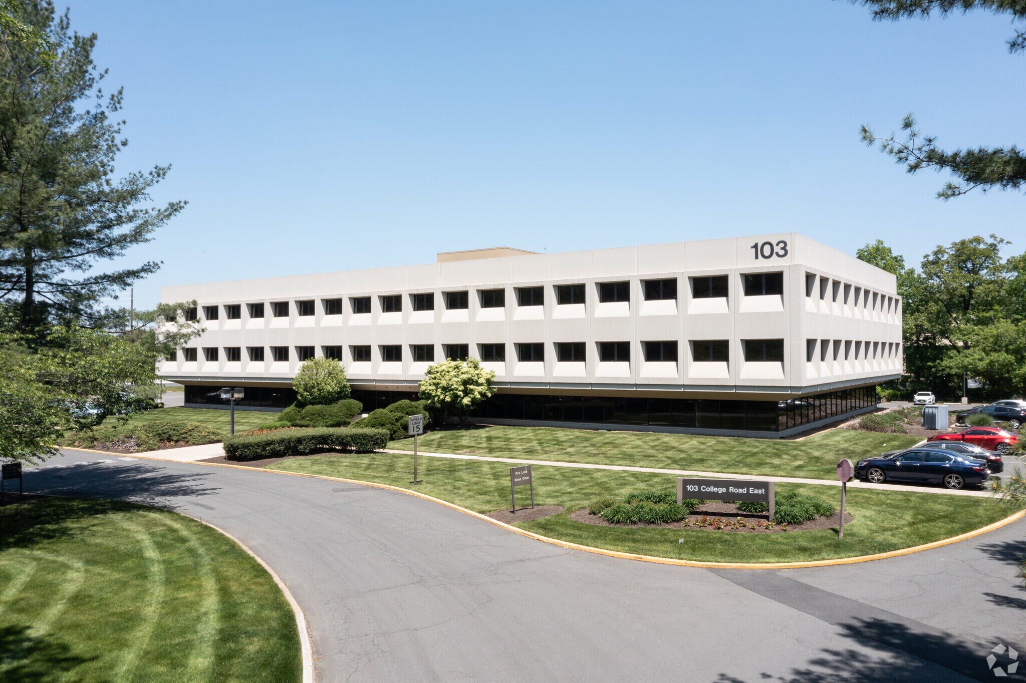 103 College Rd E, Princeton, NJ for sale Primary Photo- Image 1 of 1