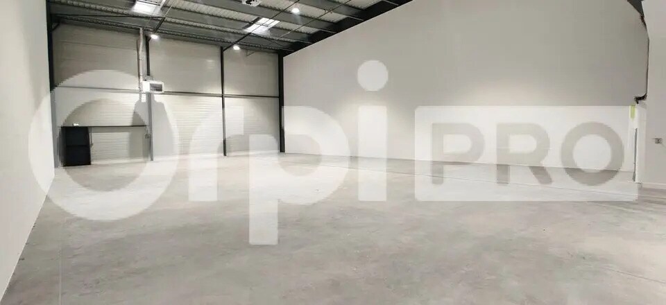 Flex in Corbeil-Essonnes for lease - Interior Photo - Image 2 of 10