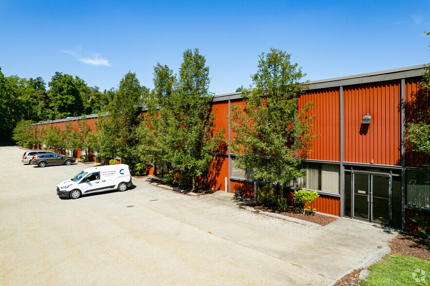 616 Beatty Rd, Monroeville, PA 15146