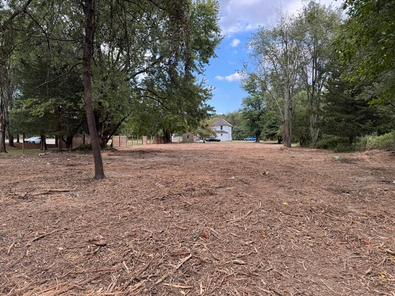 2701 NJ-27, Franklin Park, NJ for sale - Building Photo - Image 3 of 6