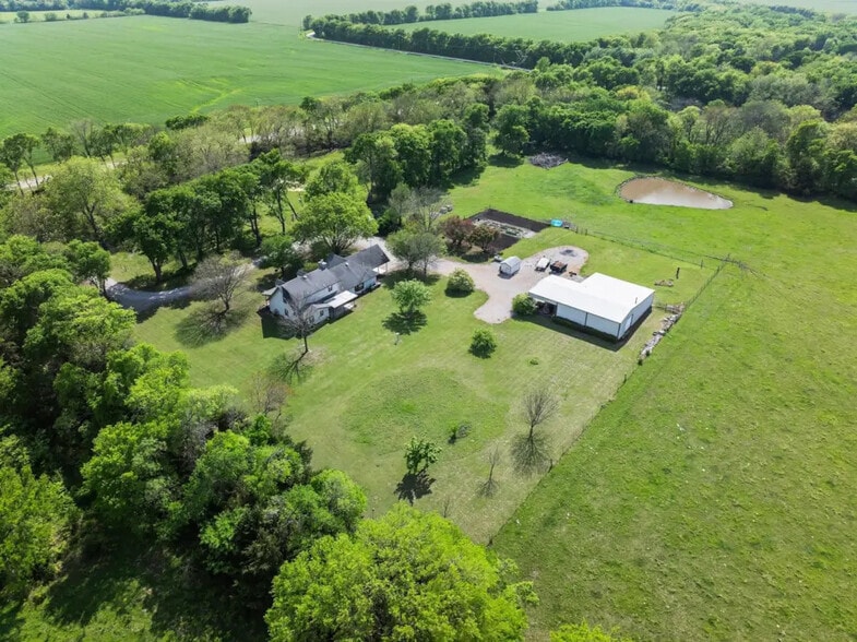 14143 FM 697, Whitewright, TX for sale - Primary Photo - Image 1 of 8