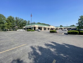 3201 W Iles Ave, Springfield, IL for lease Building Photo- Image 2 of 3