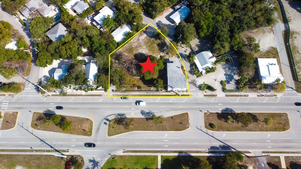 91655 Overseas Hwy, Tavernier, FL 33070 Office for Sale