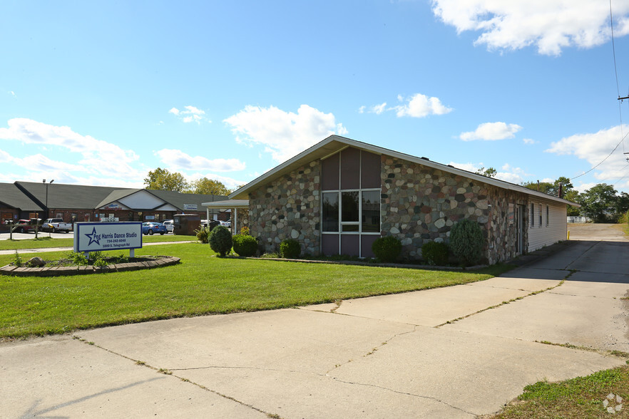 1000 S Telegraph Rd, Monroe, MI for sale - Building Photo - Image 1 of 1