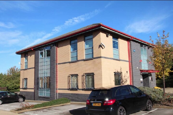 2 Landmark Ct, Leeds for sale Primary Photo- Image 1 of 1