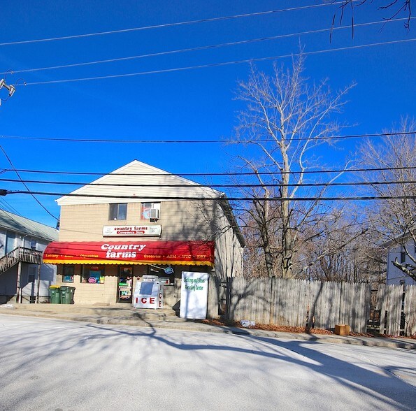 86 Mapleville Main St, Mapleville, RI for sale - Building Photo - Image 1 of 1