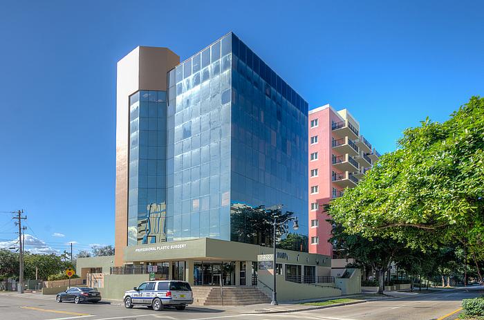 3400 Coral Way, Coral Gables, FL for lease - Building Photo - Image 1 of 19