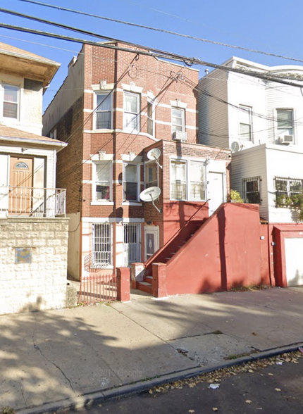 1805 Gleason Ave, Bronx, NY for sale - Primary Photo - Image 1 of 1