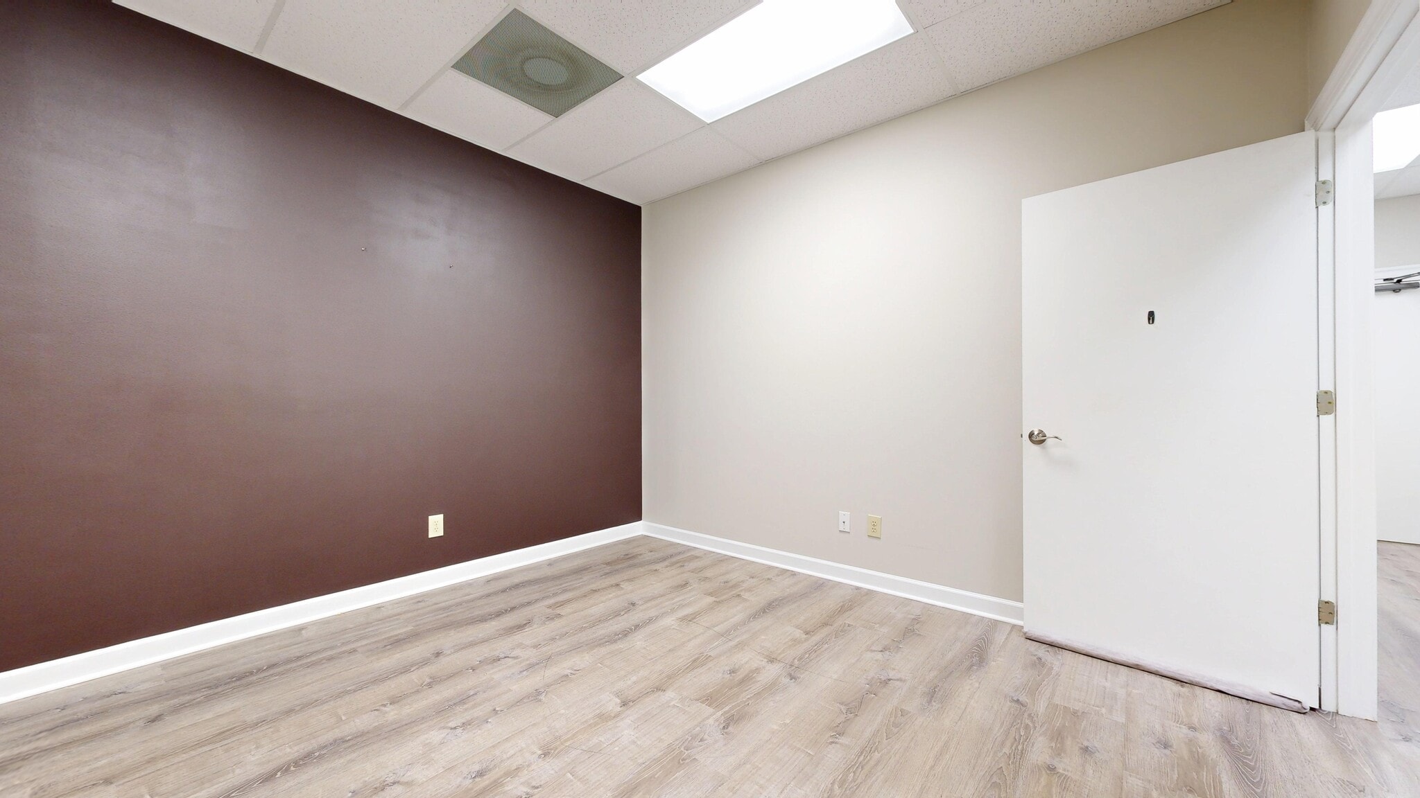 100 Stone Village Dr, Fort Mill, SC for lease Interior Photo- Image 1 of 2