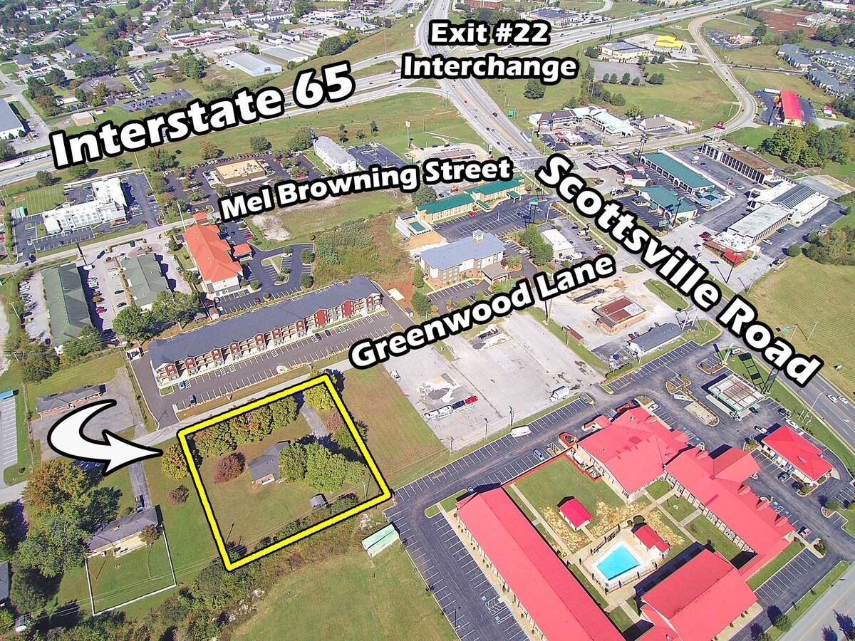 250 Greenwood Ln, Bowling Green, KY 42104