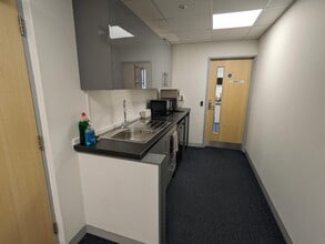 185 Fleet Rd, Fleet for lease Interior Photo- Image 1 of 2