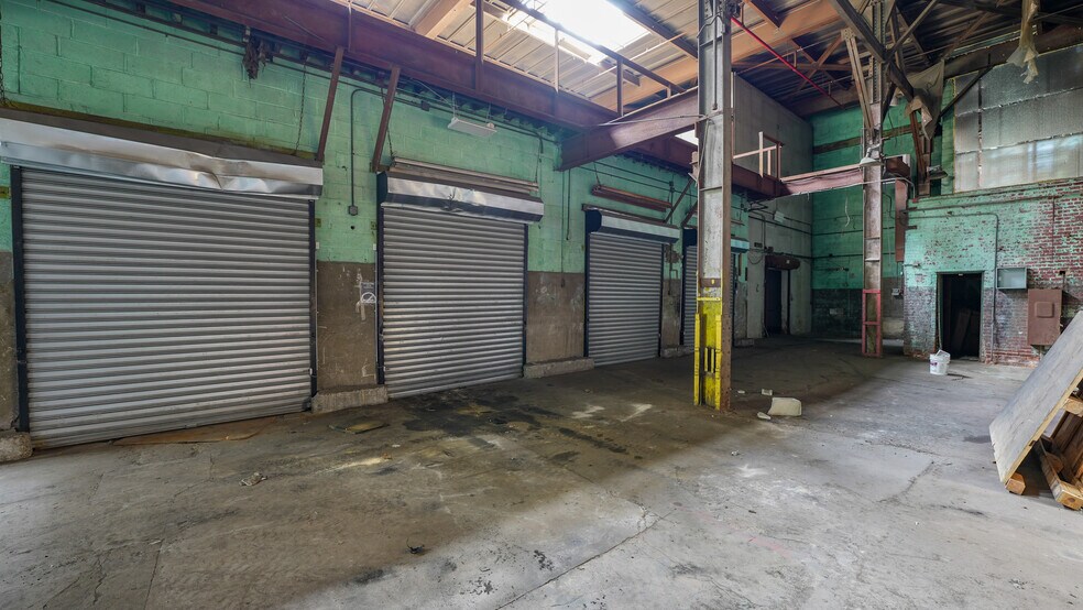 825 E 140th St, Bronx, NY for sale - Building Photo - Image 2 of 5