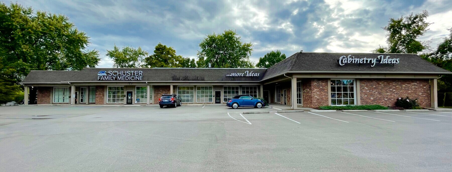 61136119 Allisonville Rd, Indianapolis, IN 46220