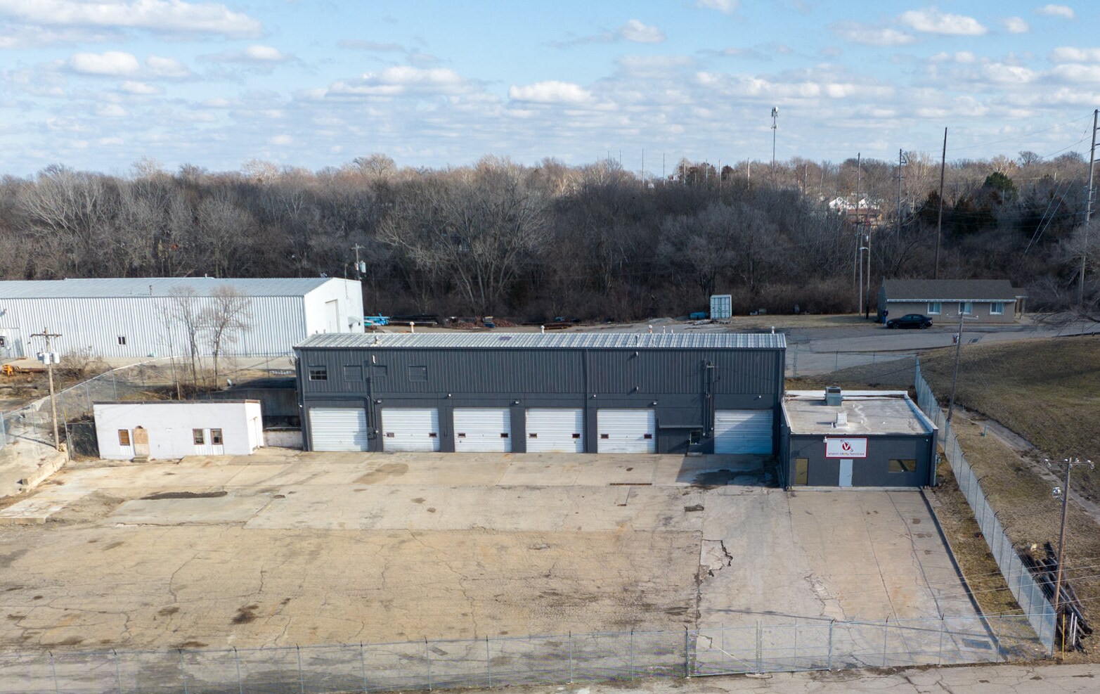 302 SE 21st St, Topeka, KS for sale Building Photo- Image 1 of 1