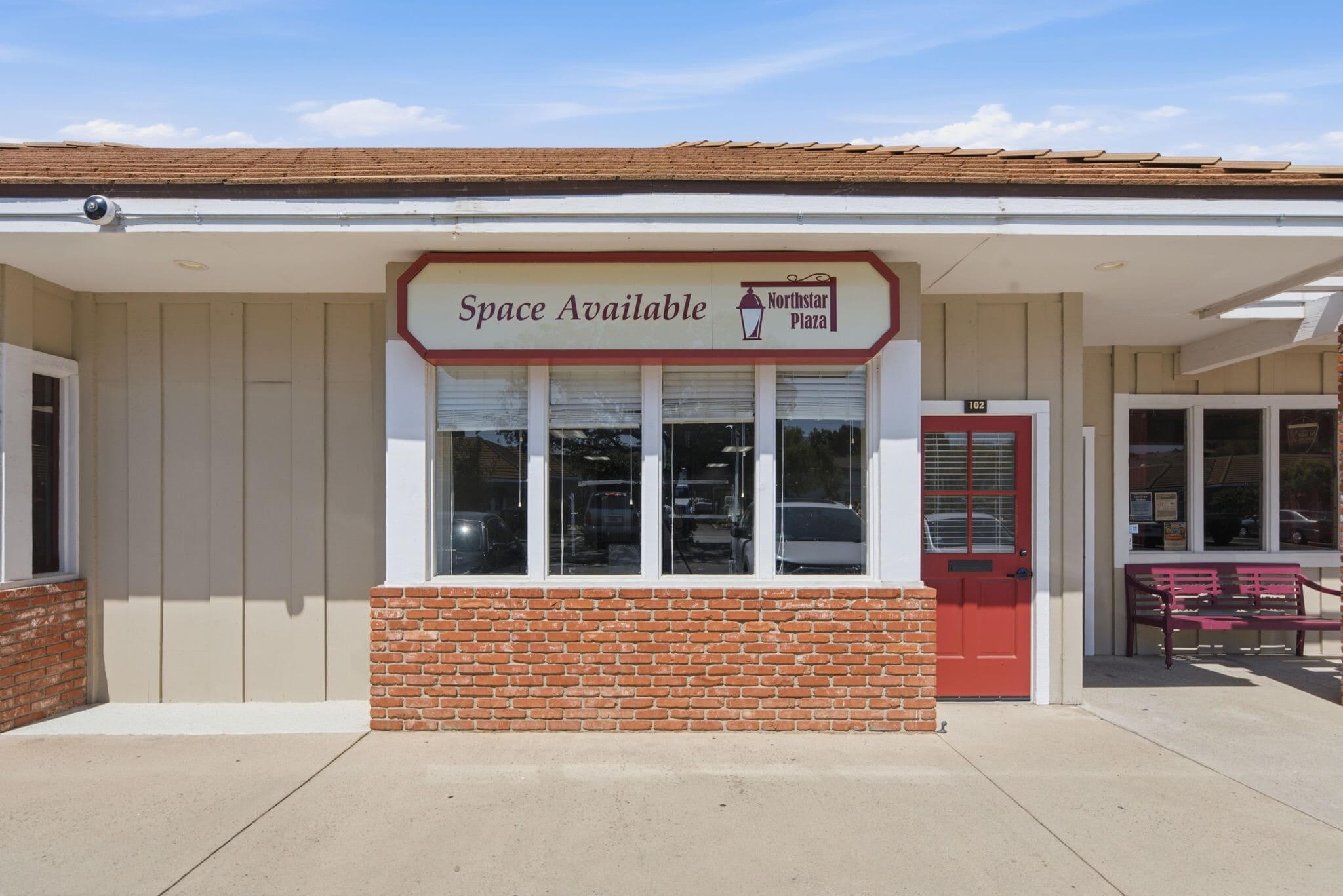 1321-1345 E Thousand Oaks Blvd, Thousand Oaks, CA for lease Interior Photo- Image 1 of 5