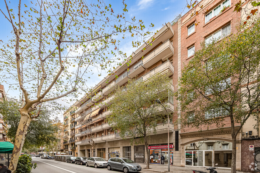 Carrer De València, Barcelona, Barcelona for sale - Building Photo - Image 2 of 2