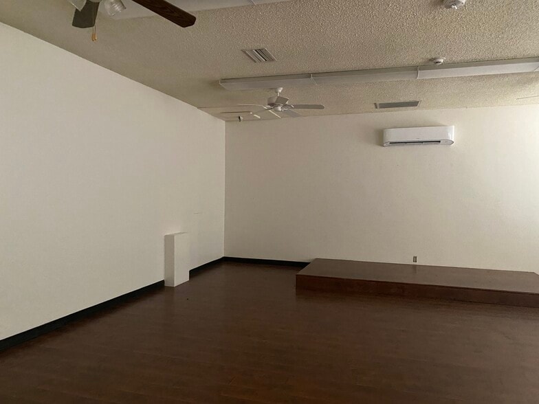 630 W 17th Pl, Tempe, AZ for lease - Interior Photo - Image 1 of 150