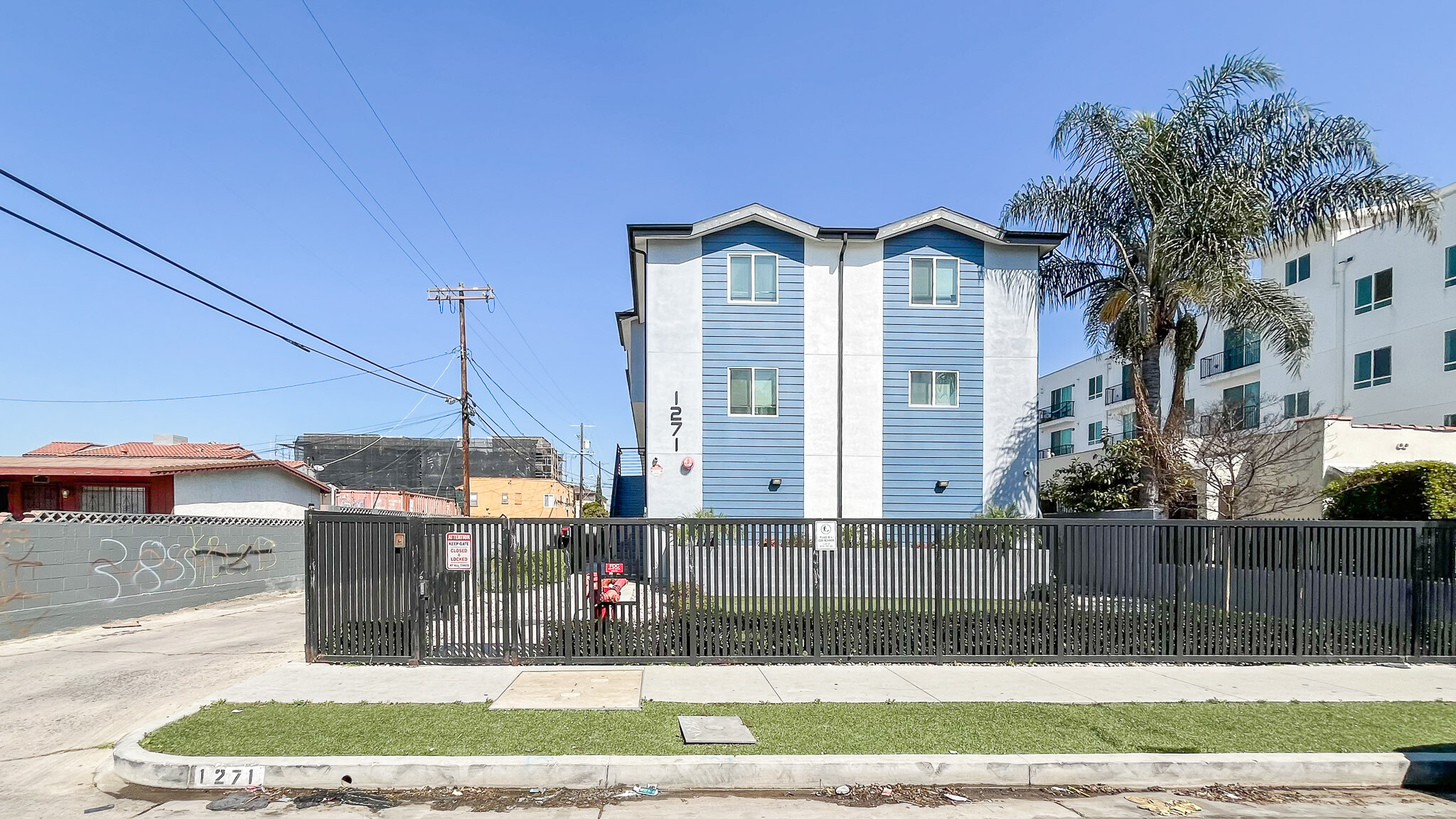 1271 W 39th Pl, Los Angeles, CA for sale Building Photo- Image 1 of 14