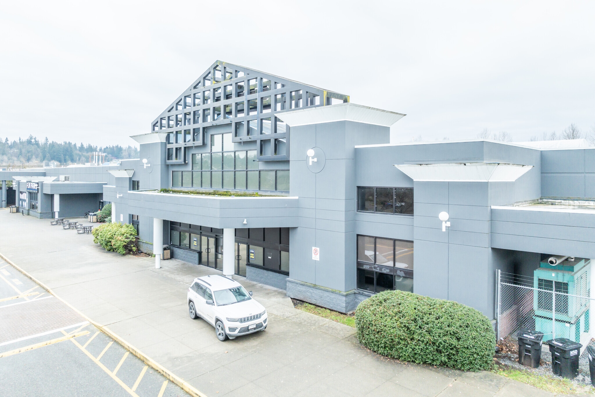 11125 124th St, Surrey, BC for sale Primary Photo- Image 1 of 1