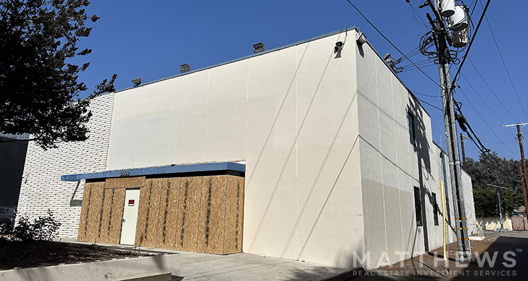 2930 S Sepulveda Blvd, Los Angeles, CA for lease - Building Photo - Image 2 of 3