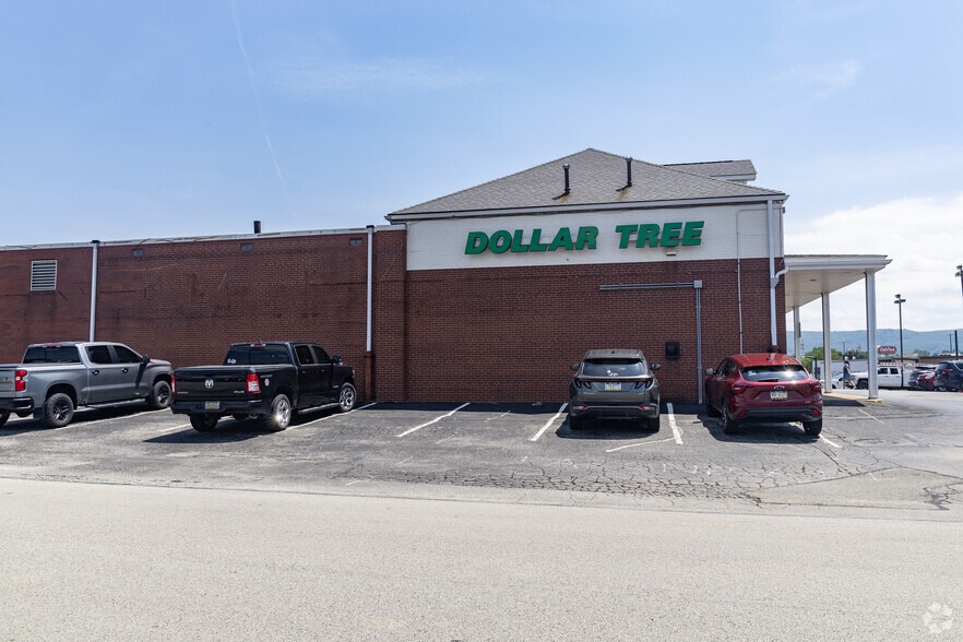 1598 Mission Rd, Latrobe, PA for lease - Building Photo - Image 3 of 4