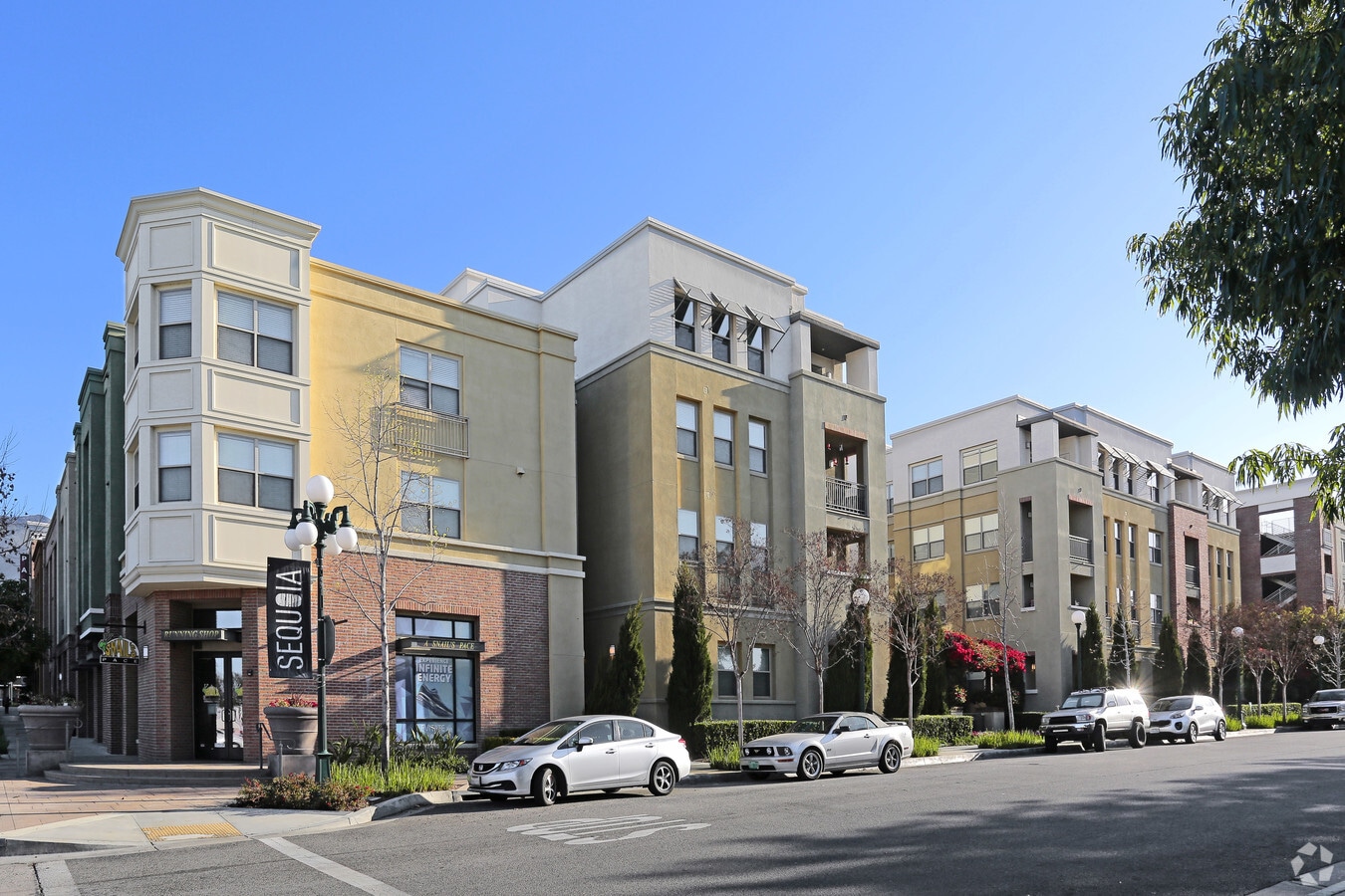 700 S Myrtle Ave, Monrovia, CA 91016