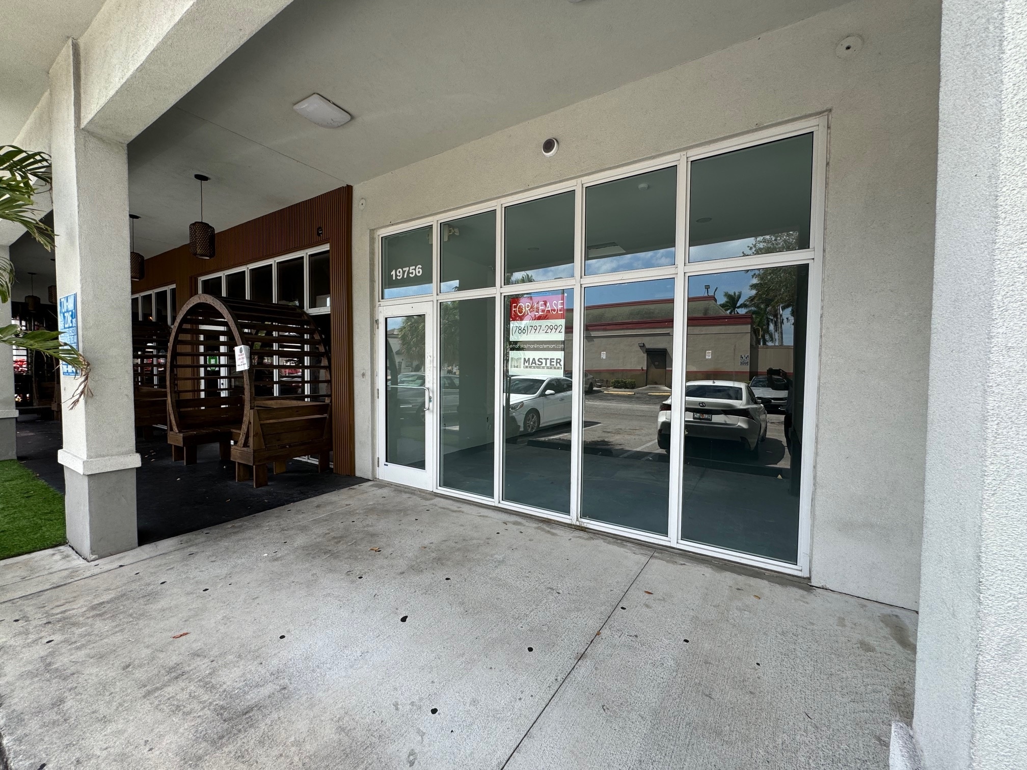 19750 NW 27th Ave, Miami Gardens, FL for lease Building Photo- Image 1 of 4