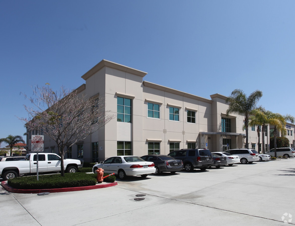 230 S Main St, Orange, CA 92868 Property Record