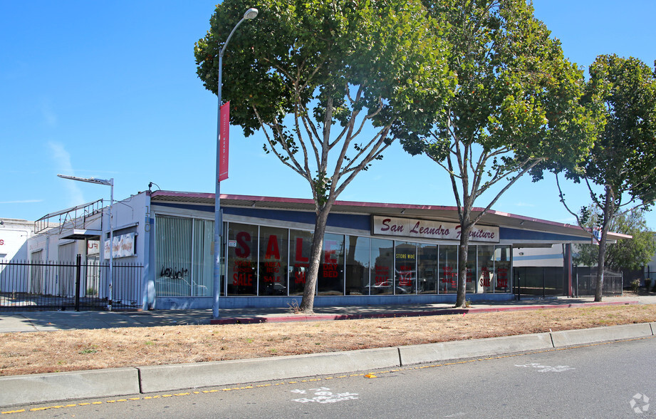 Retail in San Leandro, CA for sale - Primary Photo - Image 1 of 1