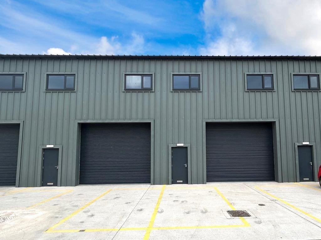 Unit 4 Watson Yard Evelyn Way, Ramsgate for lease Building Photo- Image 1 of 5