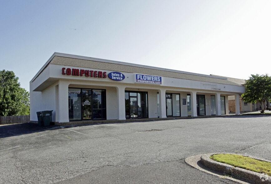 862870 Goodman Rd E, Southaven, MS 38671