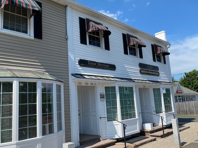 100-108 Russell St, Hadley, MA for lease - Building Photo - Image 3 of 19