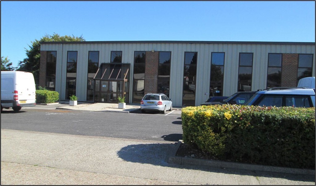 London Rd, Sittingbourne for lease Building Photo- Image 1 of 3