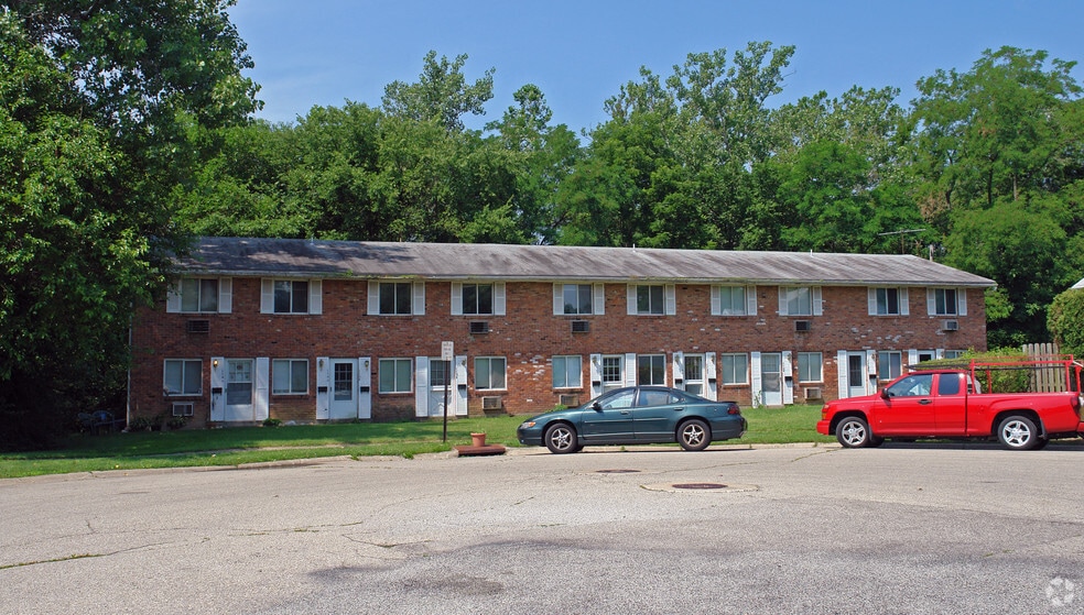 1124 Case Ct, Miamisburg, OH for sale - Building Photo - Image 3 of 55