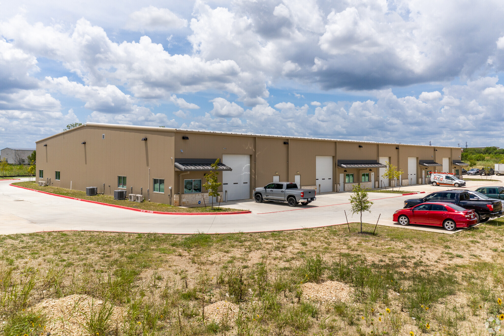 335 Warehouse Dr, Buda, TX 78610 - Buda Business Center | LoopNet