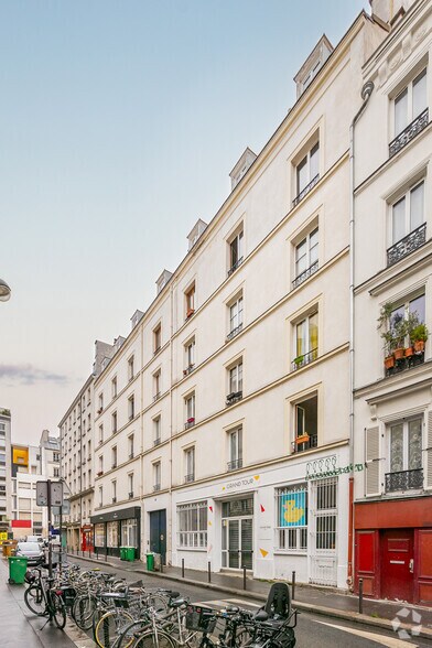 30 Rue Des Trois Bornes, Paris for lease - Building Photo - Image 2 of 2