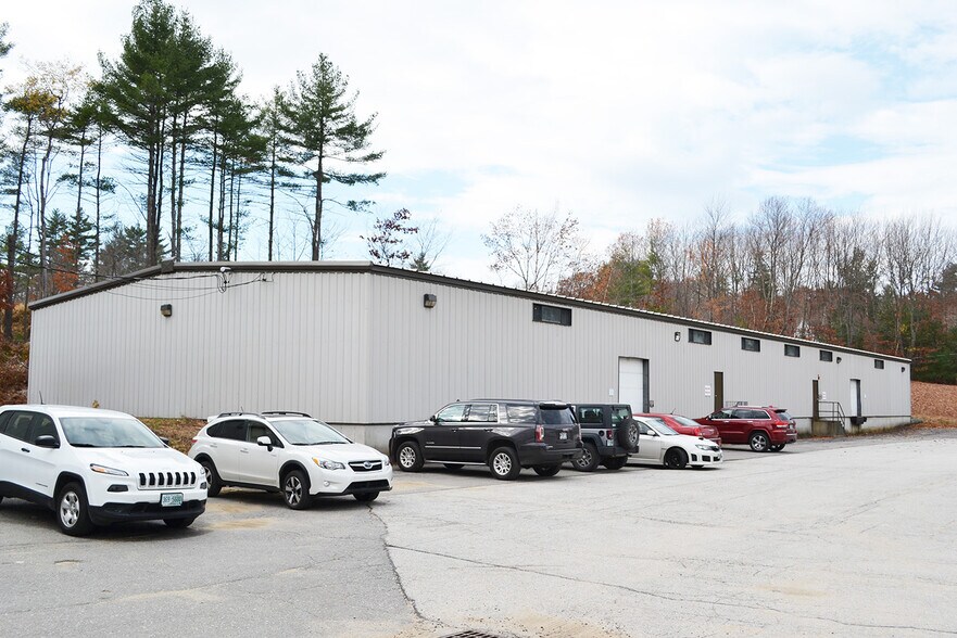 81 Dow Rd, Bow, NH 03304