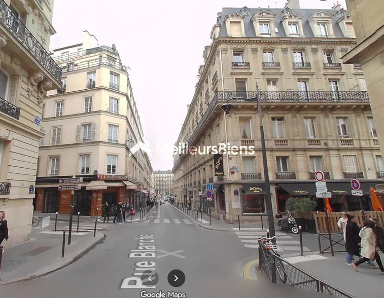 Retail in Paris for lease - Building Photo - Image 1 of 1