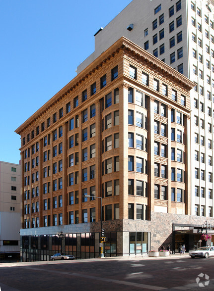 302 W Superior St, Duluth, MN for sale - Building Photo - Image 1 of 1