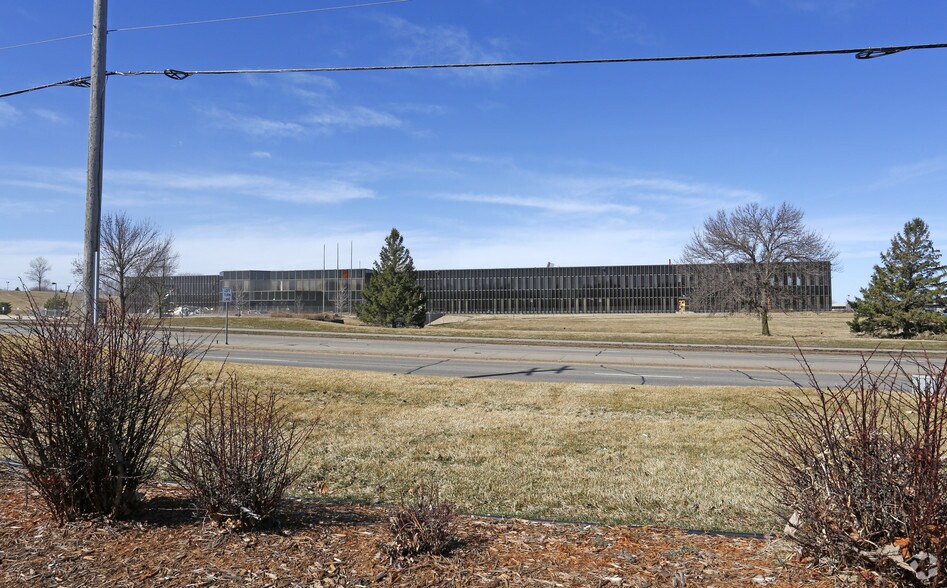 Pilot Knob Rd, Eagan, MN 55121