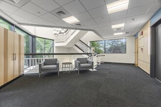 15 Corporate Dr, Trumbull, CT for lease Interior Photo- Image 2 of 6