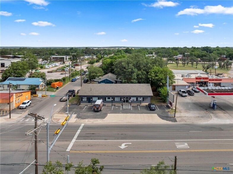 700 E Polk St, Burnet, TX for sale - Building Photo - Image 2 of 11